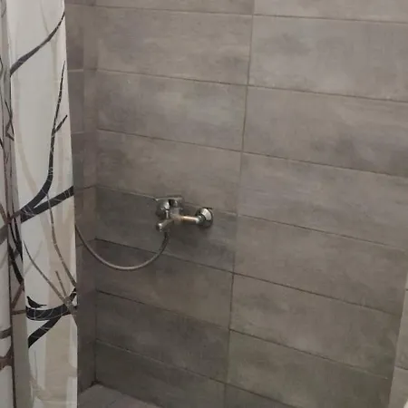 Skordas Comfy Rent Apartamento *